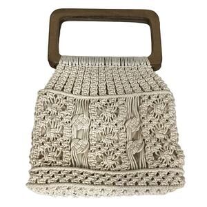Vintage Macrame Crochet Purse Handbag Handbag Wood Handles Cream Ivory Cotton